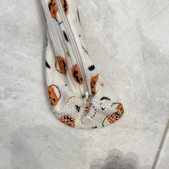 Caden Lane Pumpkin Patterned Kids Footie - Picture 5 of 6